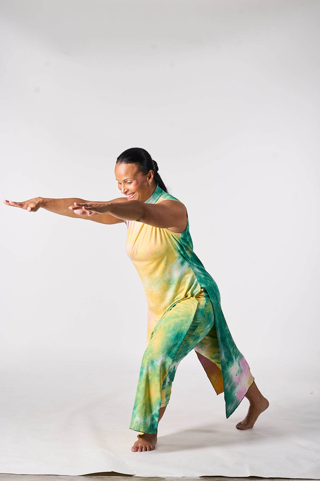 ASCEND Modern Tunic + Pants Set (2-Piece) – Green & Pink | Special Edition